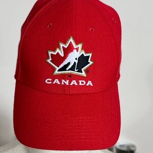 Nike Team Canada Hockey Legacy91 Dri Fit Hat Cap Adult - OS